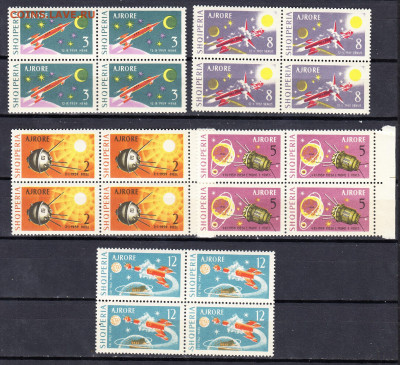 Албания 1963 космос 5м** в квартблоках - 24а