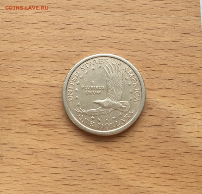 США 1$ доллар 2000 двор D Сакагавея Индианка Парящий Орёл - IMG_7732.JPG