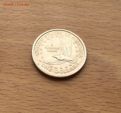 США 1$ доллар 2000 двор D Сакагавея Индианка Парящий Орёл - IMG_7711.JPG