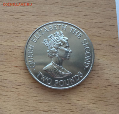 Крона Шайба Джерси 2 фунта 1993 40 лет коронации Королевы - krona_shajba_dzhersi_2_funta_1993_40_let_koronacii_korolevy_elizavety_ii (1)