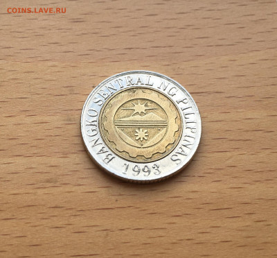 биметалл Филиппины 10 песо 2006 - IMG_8544.JPG