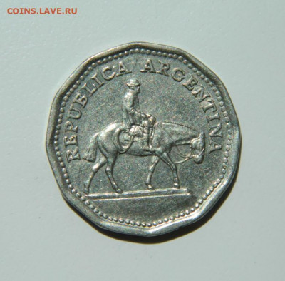 Аргентина 10 песо 1964 г. до 13.06.22 - DSCN6476.JPG