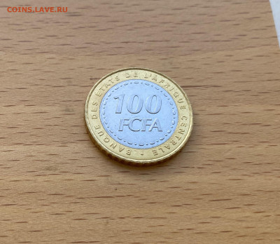 Биметалл Центральная Африка BEAC 100 франков 2006 флора - IMG_5643.JPG