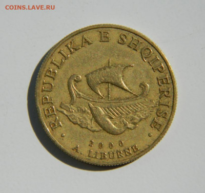 Албания 20 лек 2000 г. (Парусник) до 05.07.22 - DSCN0726.JPG