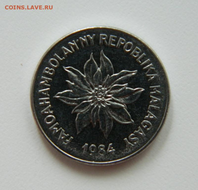 Мадагаскар 5 франков 1984 г. (Фауна) до 18.07.22 - DSCN1277.JPG