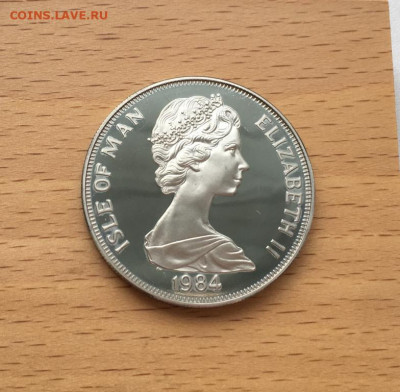 Шайба Остров Мэн 1 крона 1984 Фигурное катание Серебро Proof - shajba_ostrov_men_1_krona_1984_figurnoe_katanie_serebro_olimpijskie_igry_saraevo_sport_proof_pruf (1)