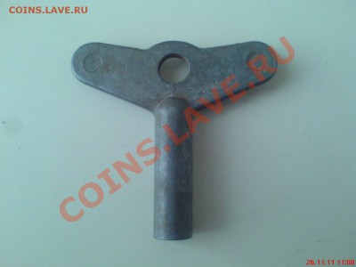 Куплю заводной ключ от настенных судовых часов - ключик.JPG