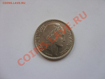 Монеты 40-х годов 20 века, в том числе и окупационные - 10 фр Франция 1949 - 2