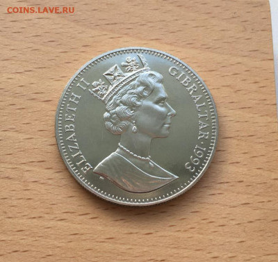 Крона Шайба Гибралтар 1 крона 1993 Зимние Олимпийские Игры - krona_shajba_gibraltar_1_krona_1993_zimnie_olimpijskie_igry_lillekhammer_1994_slalom_olimpiada_sport (1)