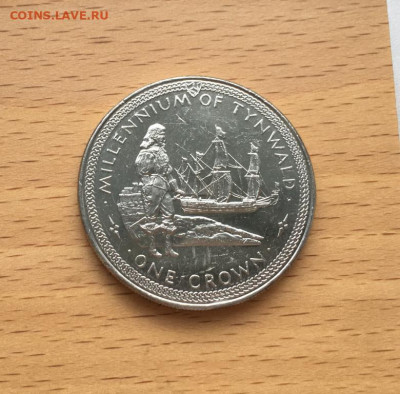 Шайба Остров Мэн 1 крона 1979 Ост-индский корабль - krona_shajba_ostrov_men_1_krona_1979_1000_let_tinvaldu_ost_indskij_korabl_parusnik_flot_lodka