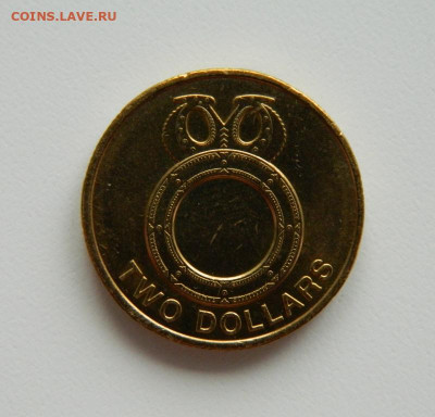 Соломоновы острова 2 доллара 2012 г. до 02.11.22 - DSCN3697.JPG