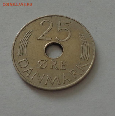 ДАНИЯ - 25 эре с отверстием до 4.11, 22.00 - Дания - 25 эре с отверстием