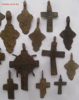 Лот старых крестиков 2 и ладанка - SAM_3083.JPG