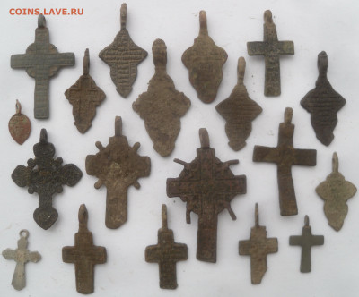 Лот старых крестиков 2 и ладанка - SAM_3079.JPG