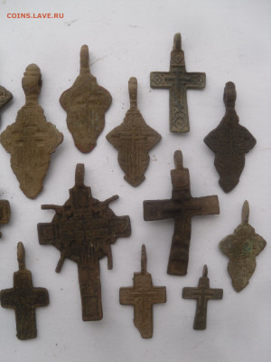 Лот старых крестиков 2 и ладанка - SAM_3077.JPG