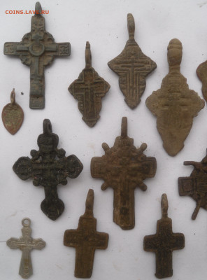 Лот старых крестиков 2 и ладанка - SAM_3078.JPG