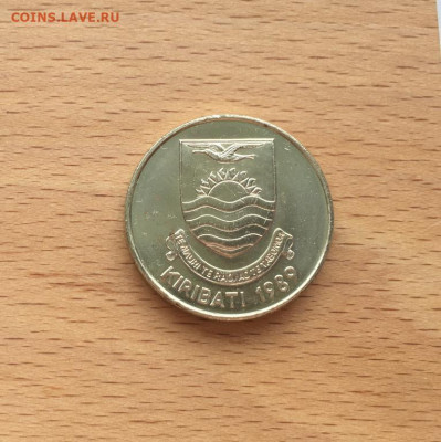 Кирибати 2$ доллара 1989 10 лет Независимости - kiribati_2_dollara_1989_10_let_nezavisimosti (1)