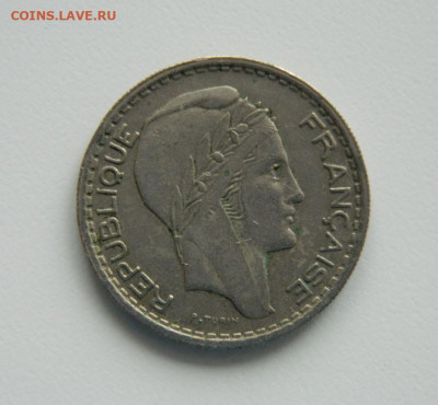Франция 10 франков 1949 г. до 08.12.22 - DSCN4776.JPG
