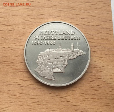 Крона Шайба жетон медаль Корабль Гамбург Wapen Von Hamburg - krona_shajba_zheton_medal_korabl_gamburg_wapen_von_hamburg_parusnik_flot_ostrov_gelgoland (1)