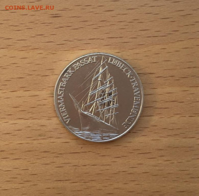 жетон памятная настольная медаль Viermastbark Passat Корабль - zheton_pamjatnaja_nastolnaja_medal_viermastbark_passat_korabl_parusnik_flot_4_kh_machtovyj_bark_passat