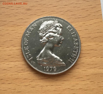 Крона Шайба Остров Мэн 1 крона 1979 Шлюпка - krona_shajba_ostrov_men_1_krona_1979_1000_let_tinvaldu_shljupka_korabl_parusnik_flot_lodka (1)