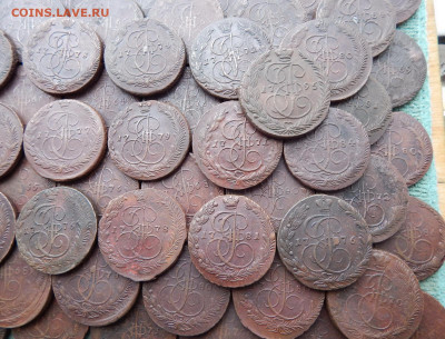 100 кладовых пятаков ЕМ Екатерины 2, 1763-1795 ем цена фикс - 100-03-5