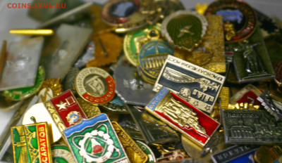 кучка значков более 150шт 09.01.23 22.00 - _MG_3307.JPG