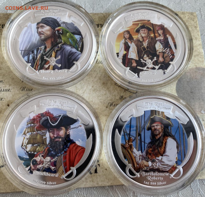 Пираты Карибского моря.2011г.Ниуэ.набор в сундуке 12.01.23г. - 9676EE31-DE92-40BE-9BE0-6ECDBF4FA0F2