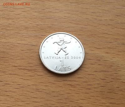 Латвия 1 лат 2004 Мальчик с пальчик - IMG_4410.JPG