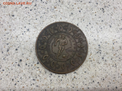 Крона Шайба Либерия 5$ долларов 2006 Чемпионат мира футбол - krona_shajba_liberija_5_dollarov_2006_chempionat_mira_po_futbolu_germanija_sport_120_mm_ves_65_gramm