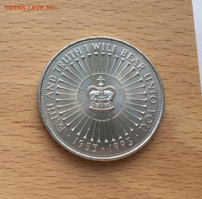 Крона Шайба Великобритания 5 фунтов 1993 40 лет правления - krona_shajba_velikobritanija_5_funtov_1993_40_let_pravlenija_elizavety_ii (1)