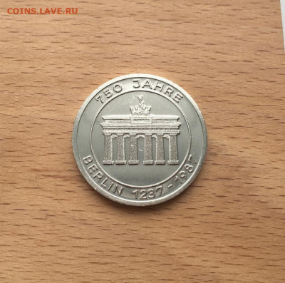 жетон медаль Корабль Парусник 750 лет Берлину - zheton_medal_korabl_parusnik_750_let_berlinu (1)
