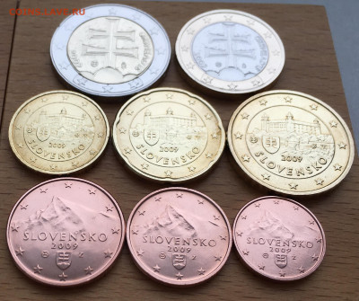 набор евро Словакия 2009 биметалл 2 1 евро 50 20 10 5 2 1 - IMG_6111.JPG