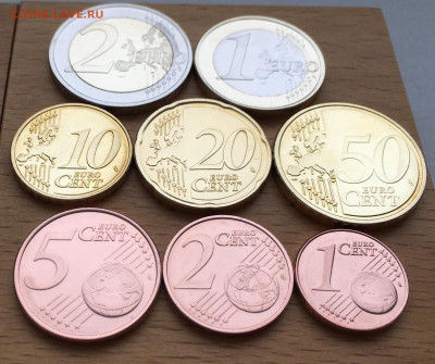 набор евро Словения 2007 биметалл 2 1 евро 50 20 10 5 2 1 - IMG_6106.JPG