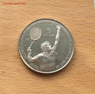 Крона Шайба Ниуэ 5 долларов 1987 Теннис Борис Беккер - krona_shajba_niue_5_dollarov_1987_olimpijskie_igry_seul_1988_tennis_boris_bekker_sport_olimpiada