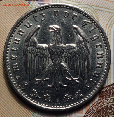 3 рейх 1 рейхсмарка 1933г A 19.04.2023г в 22-00 - 1933 А аверс.JPG