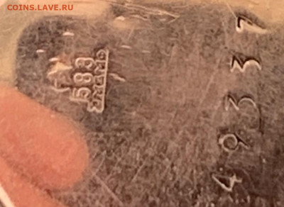часы золота с брилиантами на корпусе - 1682146259119