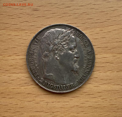 Дания 2 Ригсдалера 1863 Смерть Фредерика VII - danija_2_rigsdalera_1863_smert_frederika_vii_vstuplenie_na_prestol_kristiana_ix_serebro_krona_shajba (2)