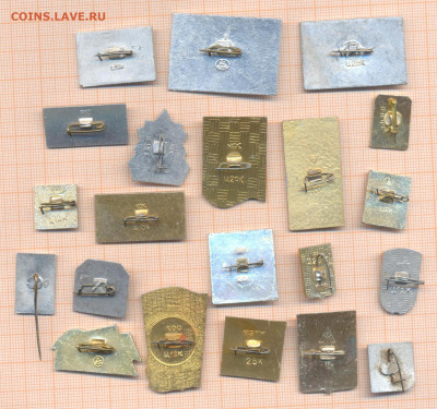 значки разные 7 фикс.цена от 15 руб, до ухода в архив - 4а 001
