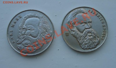 2 монеты кубы по 1 песо - DSC01793_001