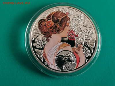 1 доллар 2011 Ниуэ- Зодиак А.Мухи - Телец, Ag925, до 01.06 - Я Муха-Телец-1