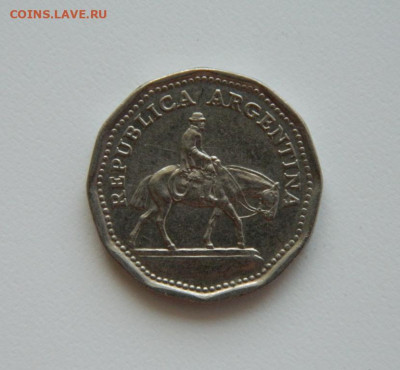 Аргентина 10 песо 1964 г. до 05.06.23 - DSCN2718.JPG