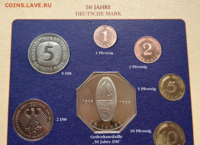 набор ФРГ 50 лет Немецкой марке 1948 1998 UNC - nabor_frg_50_let_nemeckoj_marke_1948_1998_zheton_s_monetoj_unc_germanija_5_marok_1993_1994_pfennig (6)