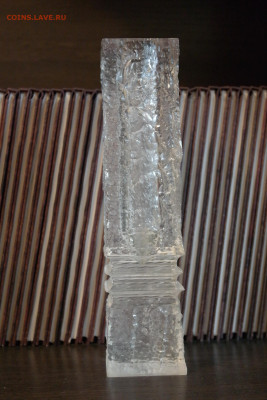 Ваза из 90-х. оргстекло. массивная. - ваза оргстекло 2.JPG