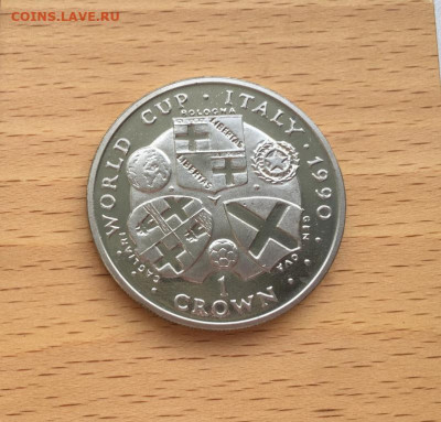 Шайба Остров Мэн 1 крона 1990 Болонья Кальяри Генуя футбол - krona_shajba_ostrov_men_1_krona_1990_chempionat_mira_futbol_italija_bolonja_kaljari_genuja_sport