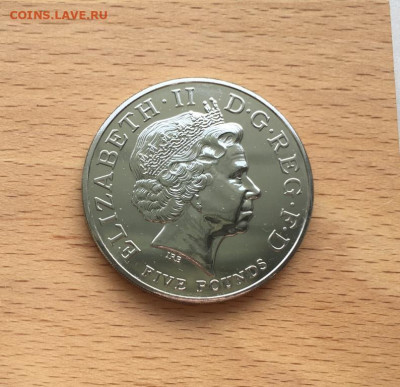 Крона Шайба Великобритания 5 фунтов 2010 Легкая атлетика - krona_shajba_velikobritanija_5_funtov_2010_olimpijskie_igry_london_2012_legkaja_atletika_sport_olimpiad (1)