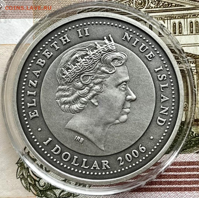 Ниуэ 1 доллар 2006 Год свиньи до 06.07 22:00 - 990529D7-5784-4BFA-937B-1B5A070F26B1
