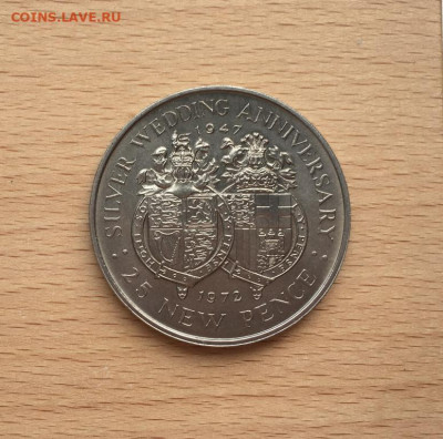 Крона Шайба Гибралтар 25 новых пенсов 1972 25 лет свадьбы - krona_shajba_gibraltar_25_novykh_pensov_1972_25_let_svadby_elizavety_ii_i_princa_filippa