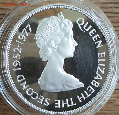 Остров Святой Елены 25 пенсов 1977 г., до 18.07.2023 г. в 22 - Остров Святой Елены 25 пенсов 1977