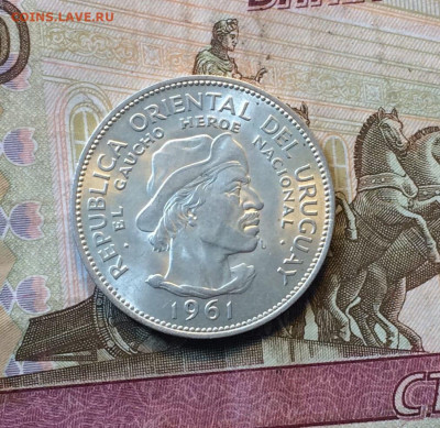 Уругвай 10 песо 1961 г. 150 лет Революции против Испании - 99
